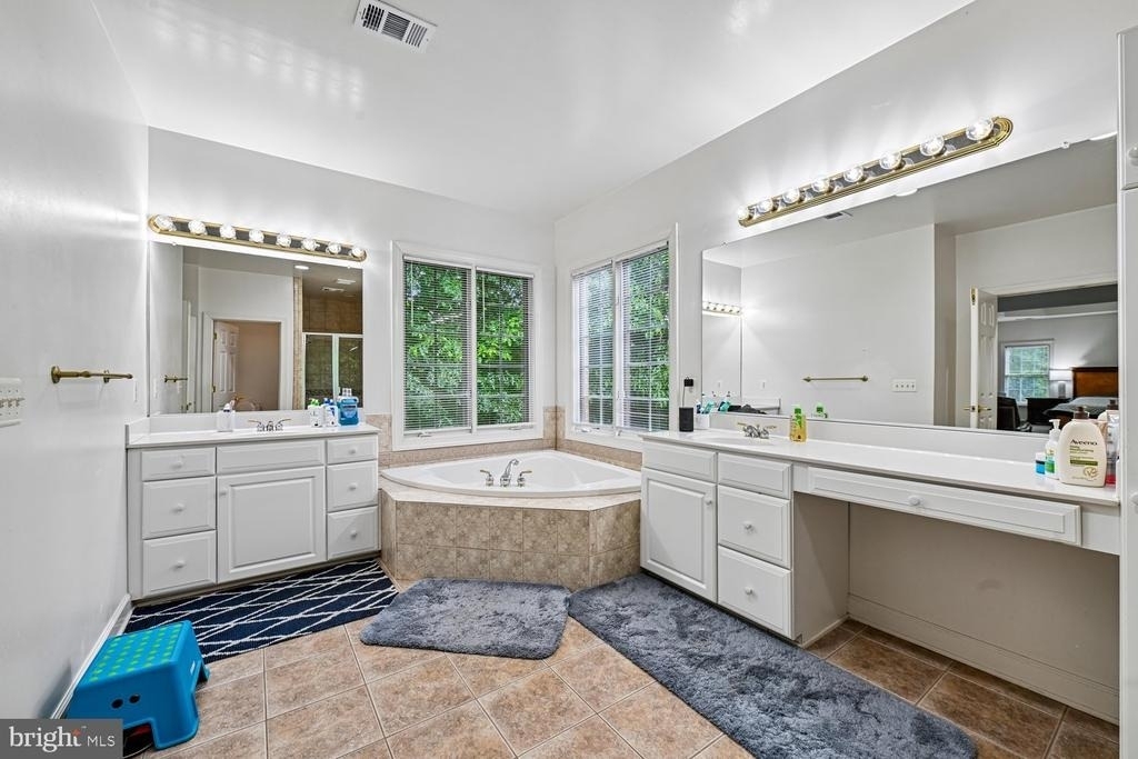 2375 Jawed Place - Photo 16