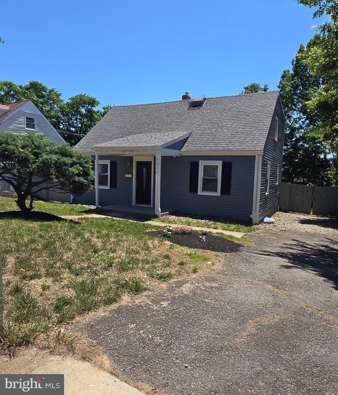 2306 Fort Drive - Photo 0