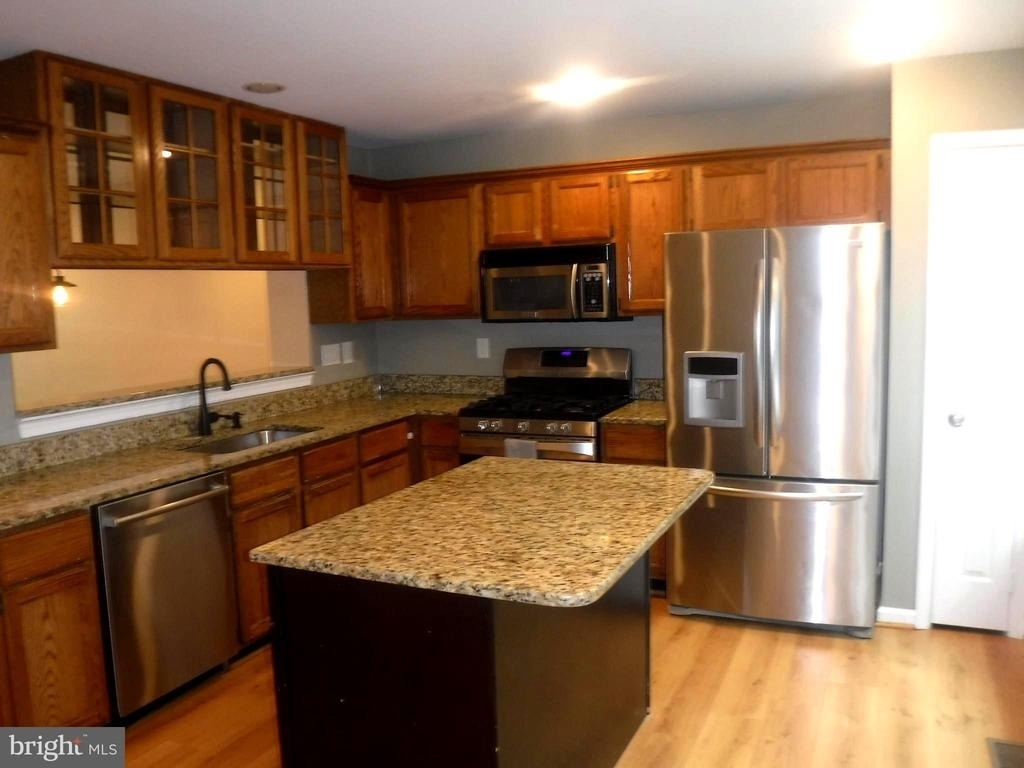 8714 Wadebrook Terrace - Photo 11