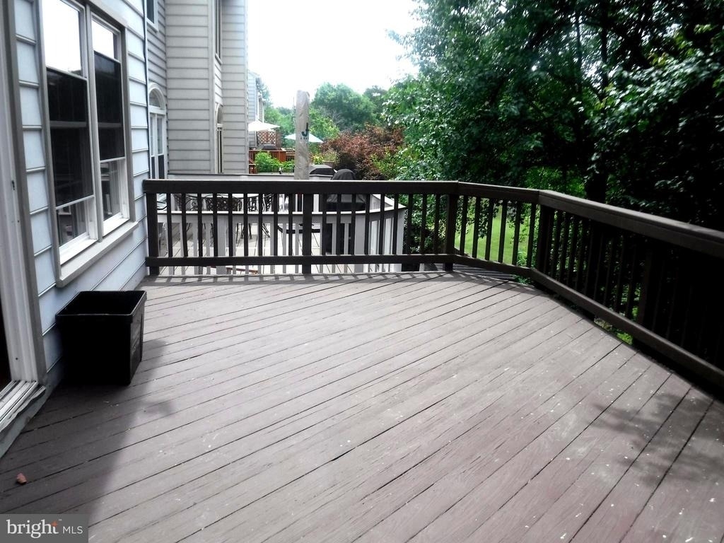 8714 Wadebrook Terrace - Photo 12