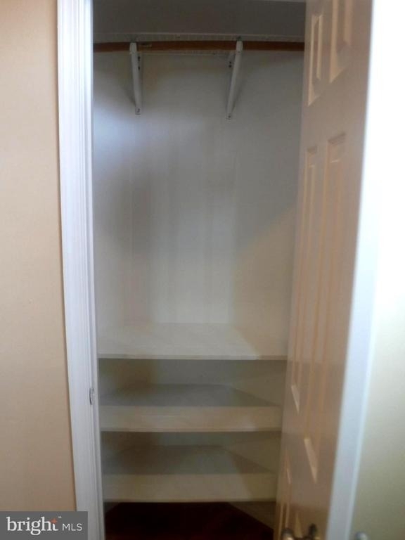 8714 Wadebrook Terrace - Photo 3