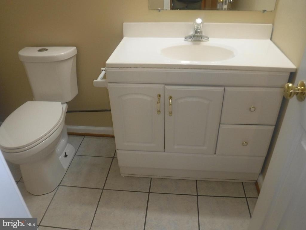 8714 Wadebrook Terrace - Photo 29