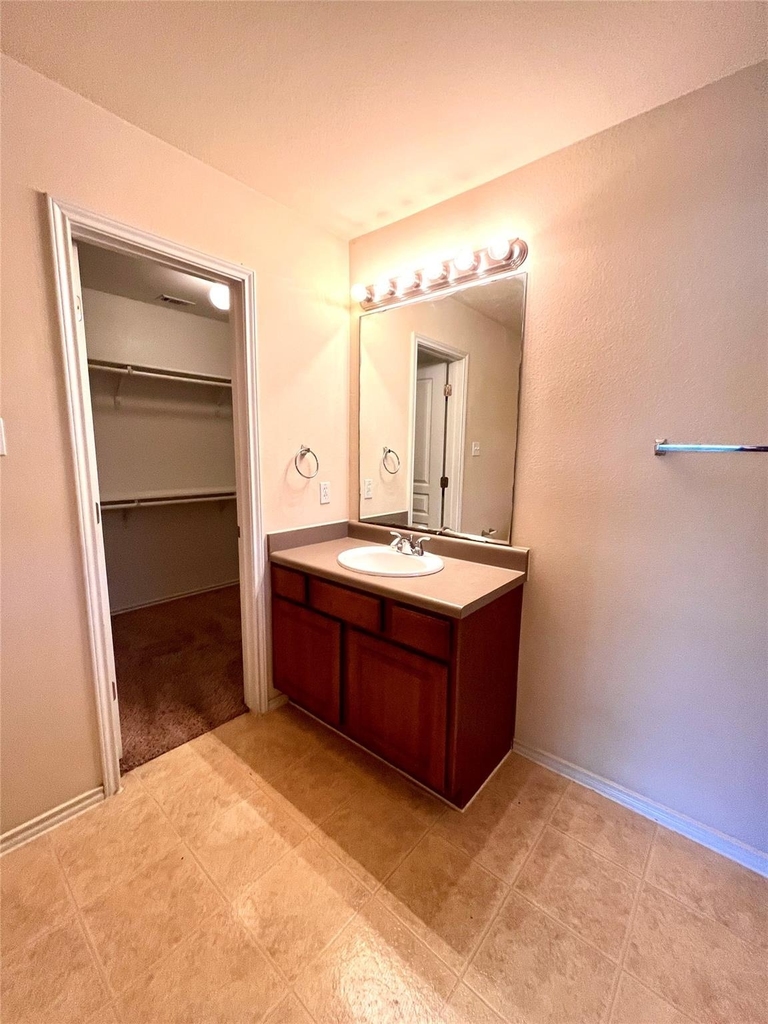 11505 Burton St - Photo 8