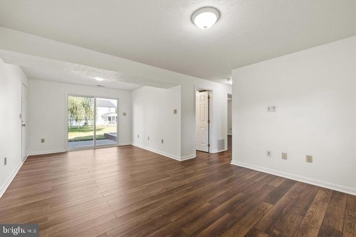 136 Nightingale Avenue - Photo 23