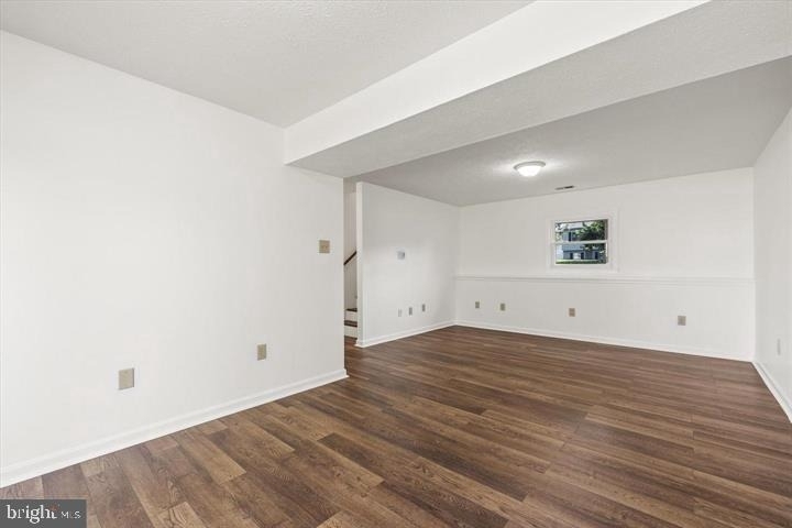 136 Nightingale Avenue - Photo 24