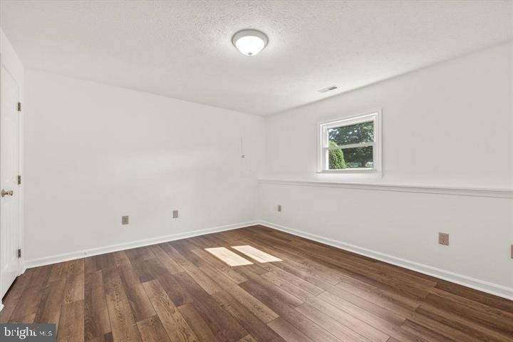 136 Nightingale Avenue - Photo 25
