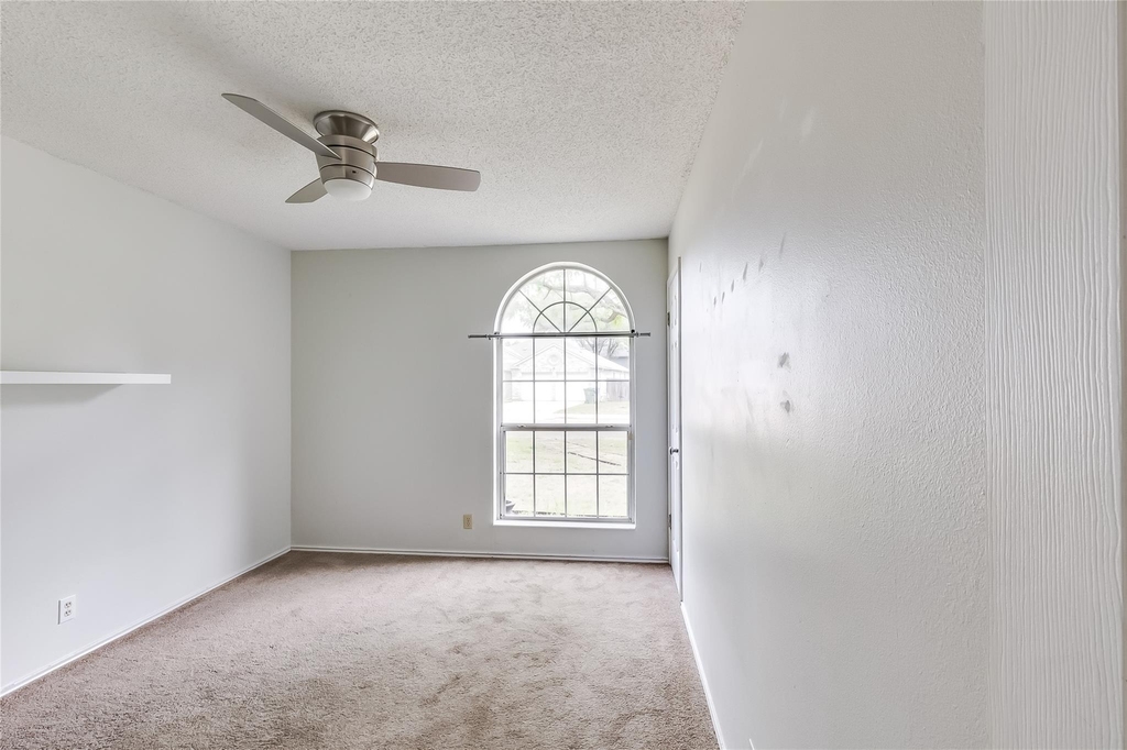 2106 Heather Dr - Photo 27