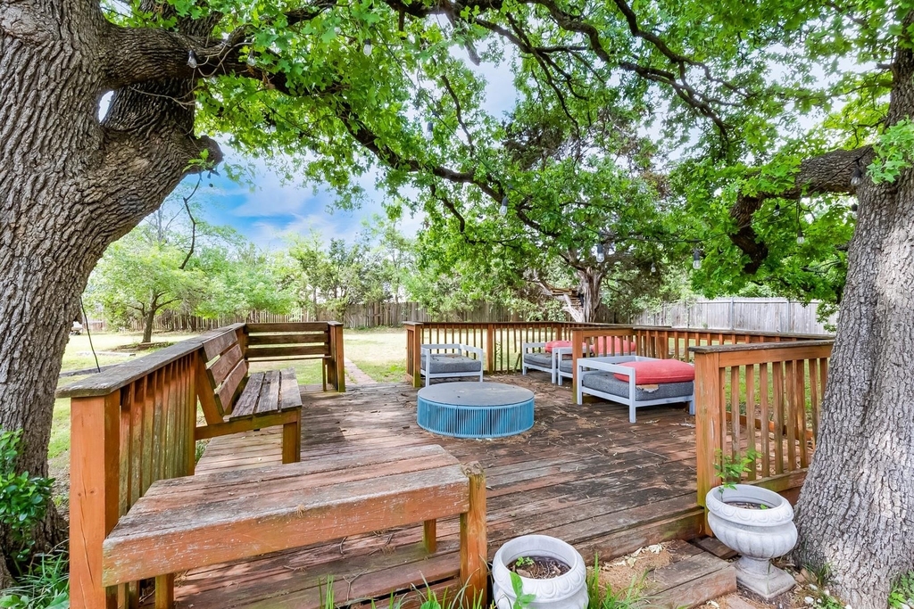 2106 Heather Dr - Photo 35
