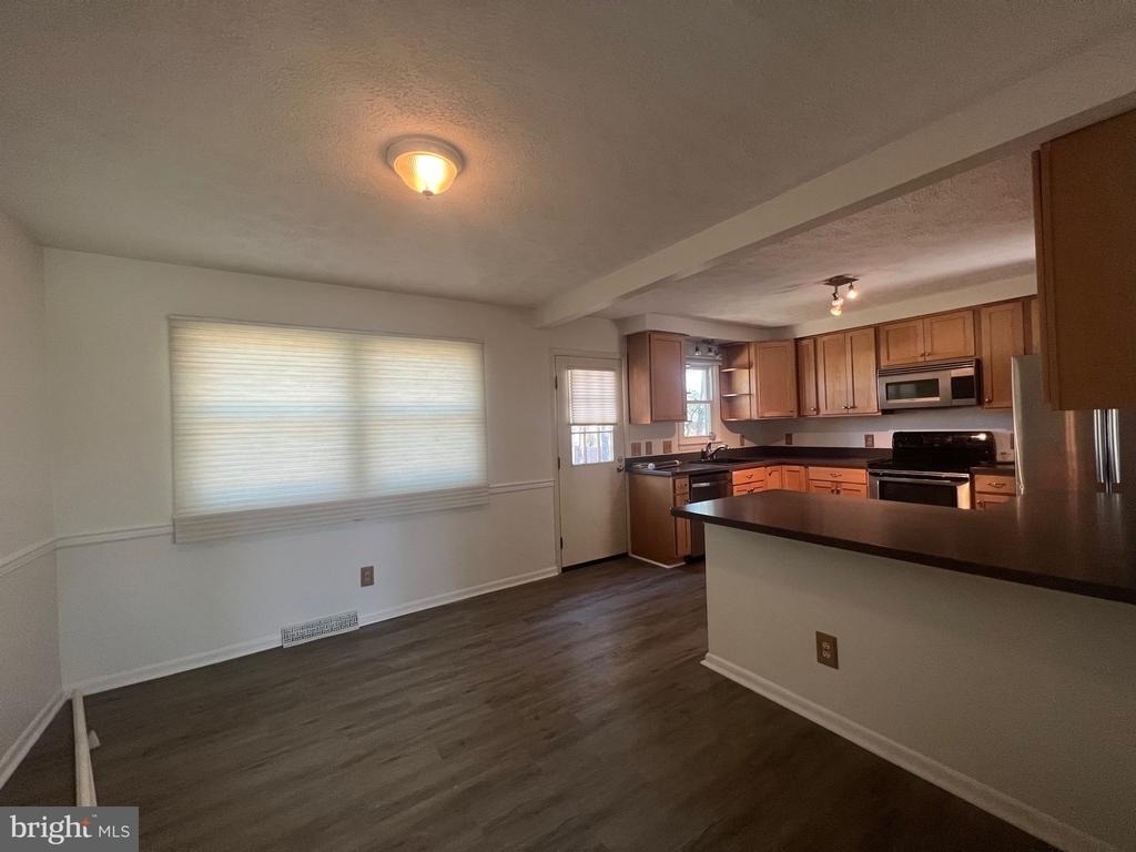 119 Buckingham Drive - Photo 4
