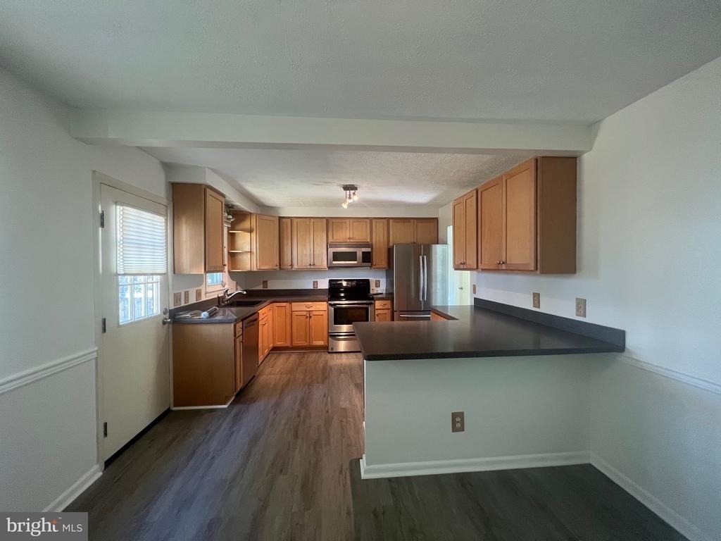 119 Buckingham Drive - Photo 3