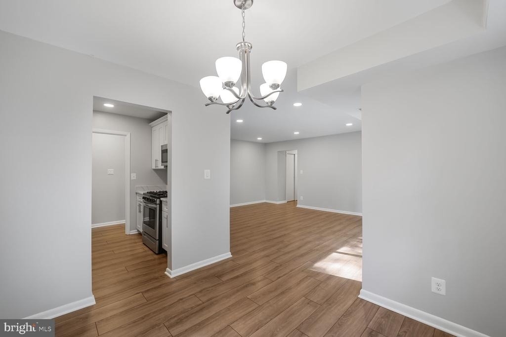 3860 Lyndhurst Drive - Photo 5