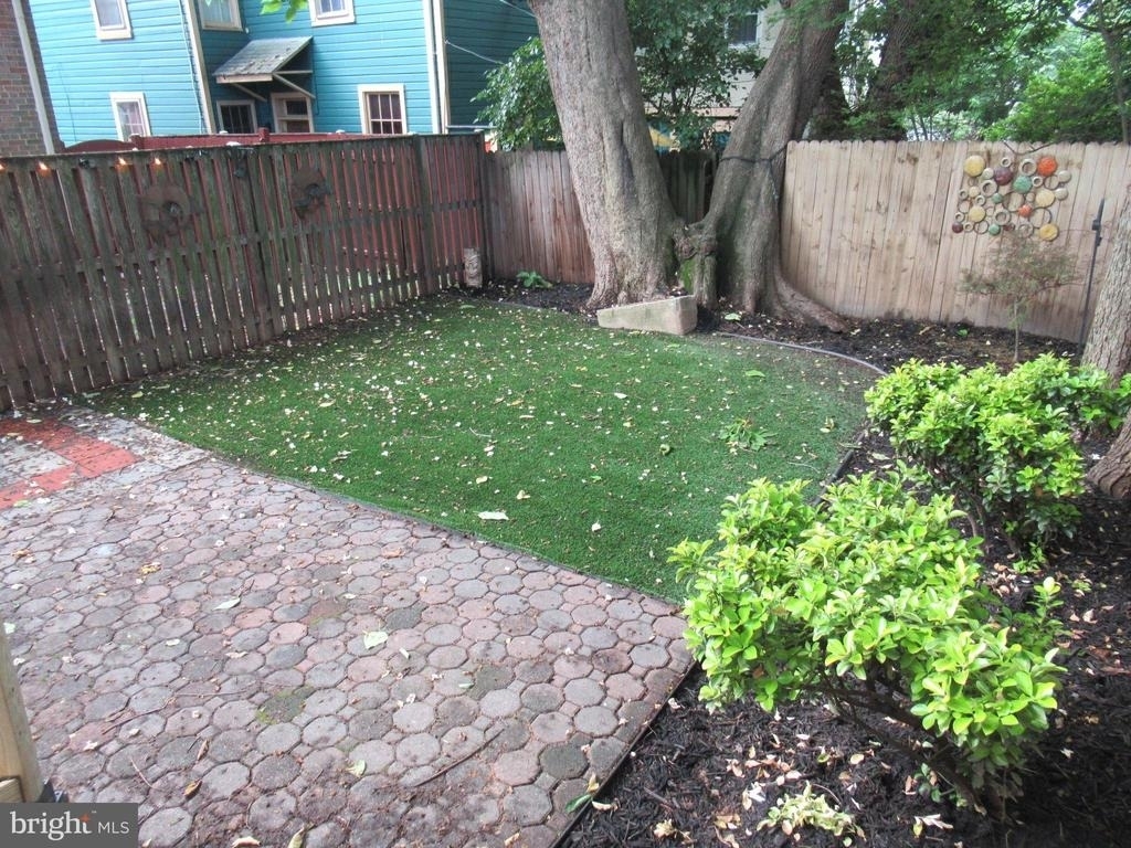 1304 Princess Street - Photo 19