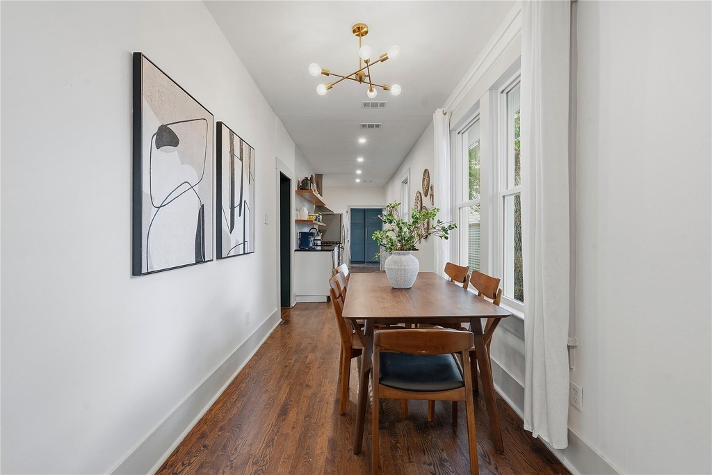 1122 Gunter St - Photo 8