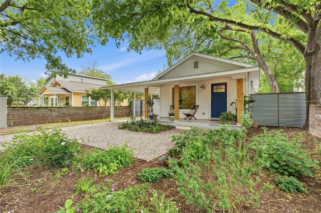 1122 Gunter St - Photo 2