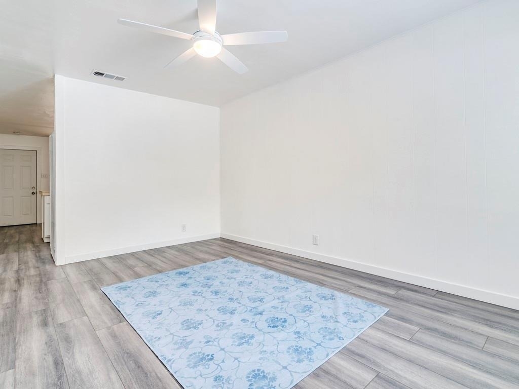 1607 Valleyridge Dr - Photo 8