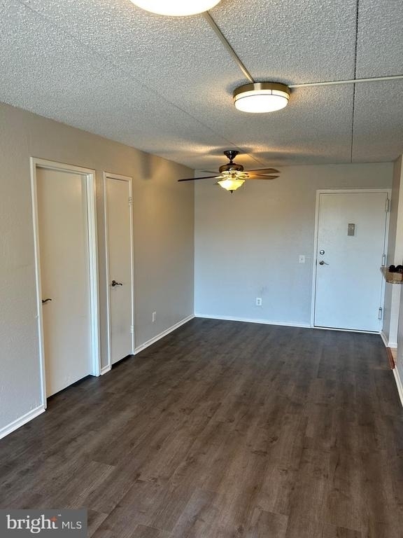 75 S Reynolds Street - Photo 0