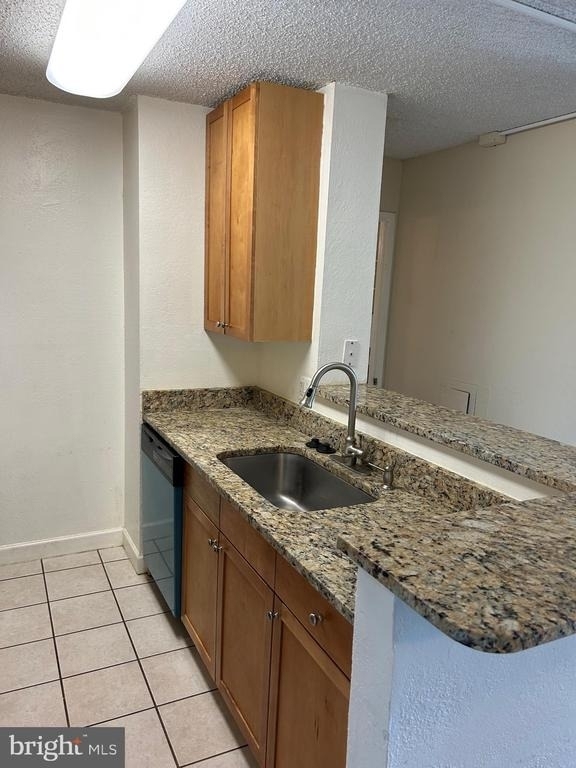 75 S Reynolds Street - Photo 4