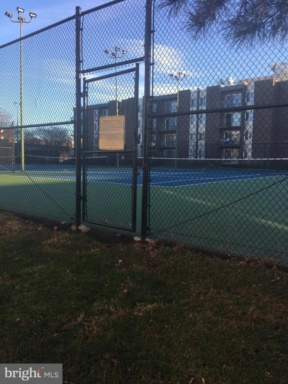 75 S Reynolds Street - Photo 9