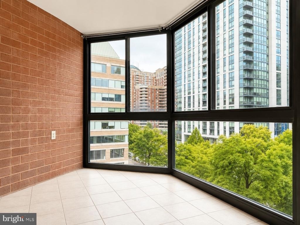 1001 N Randolph Street - Photo 4