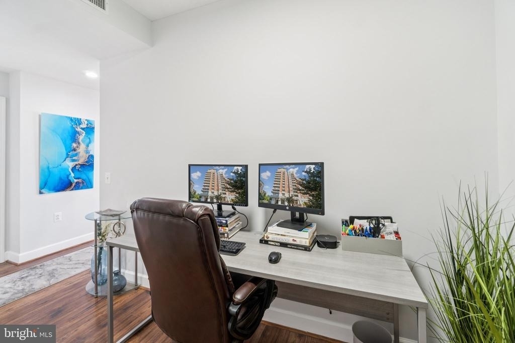 3650 S Glebe Road - Photo 15