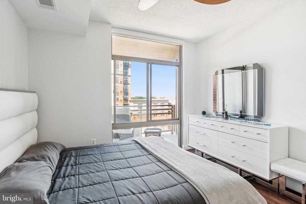 3650 S Glebe Road - Photo 8