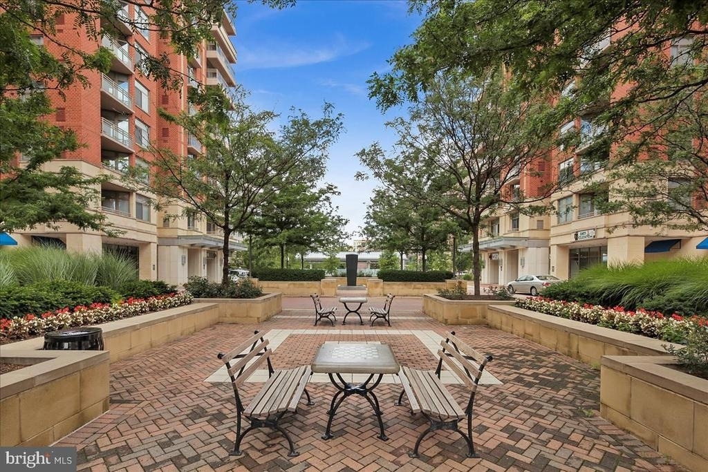3650 S Glebe Road - Photo 39