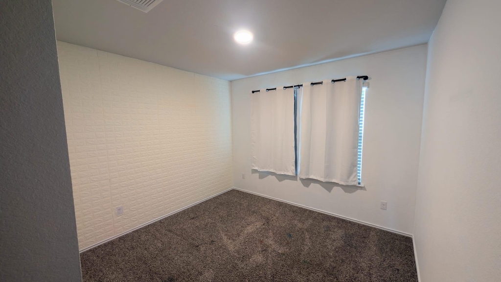 154 Hammond Ct - Photo 9