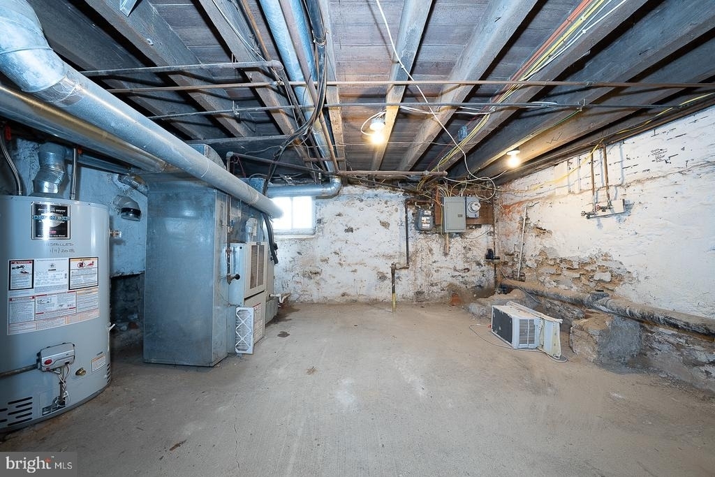 4520 Baker Street - Photo 42