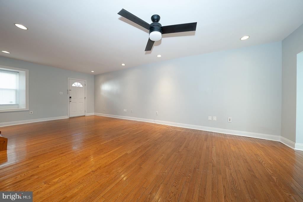 4520 Baker Street - Photo 17