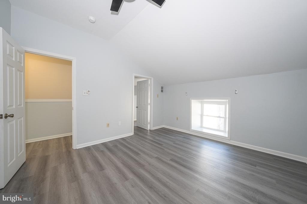 4520 Baker Street - Photo 38