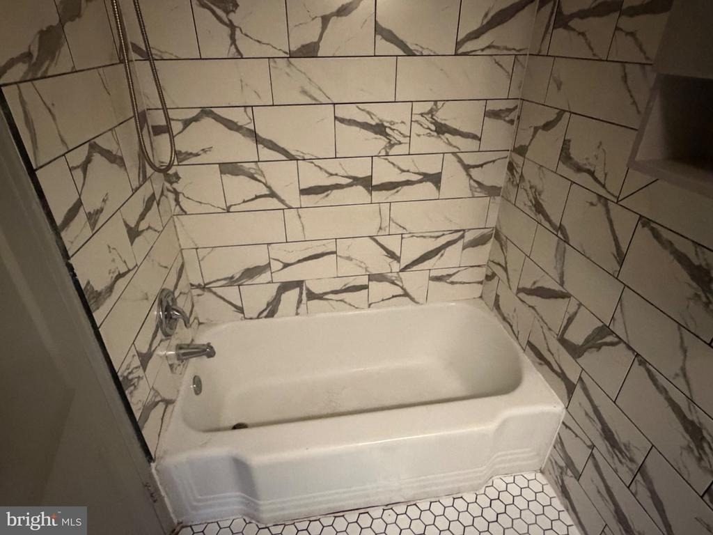 8300 Lynnewood Road - Photo 6