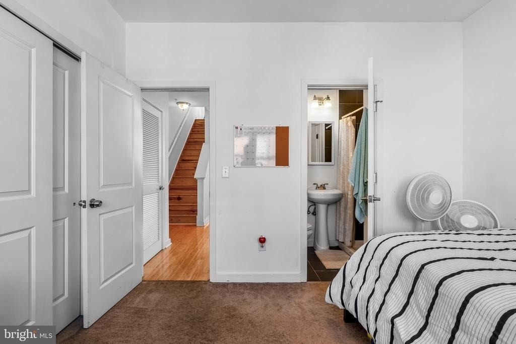 1724 Monument Street - Photo 8