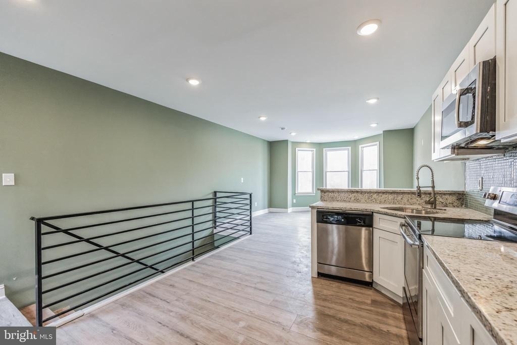 2824 N 22nd Street - Photo 3