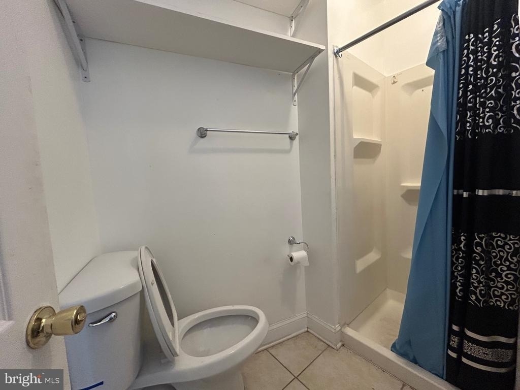 1860 Wakeling Street - Photo 6