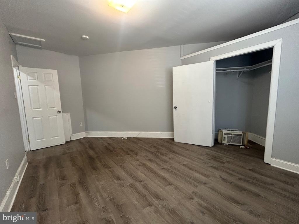 1860 Wakeling Street - Photo 5