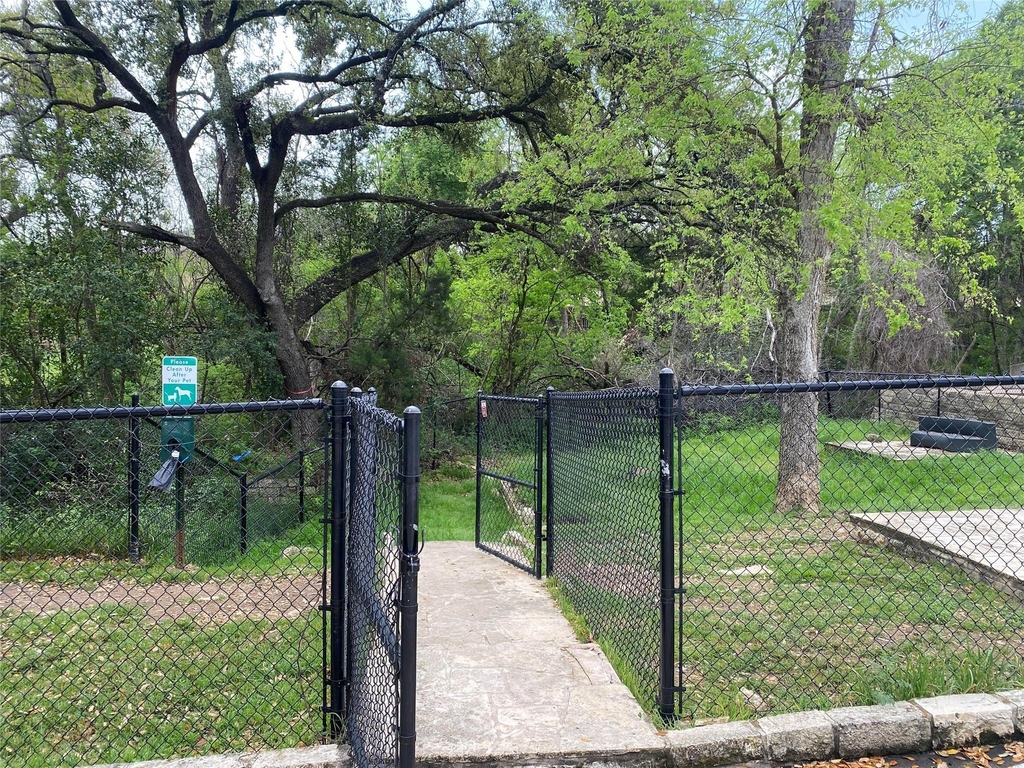 3204 Menchaca Rd - Photo 24