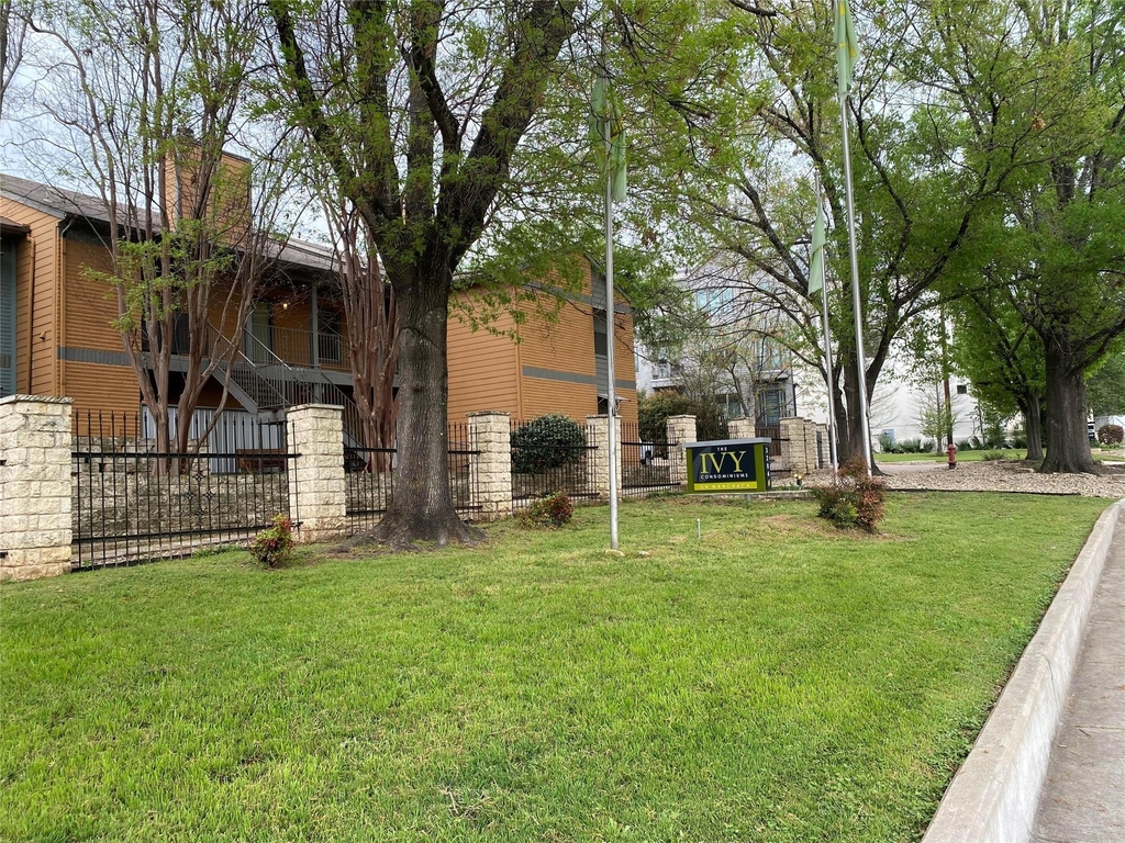 3204 Menchaca Rd - Photo 9