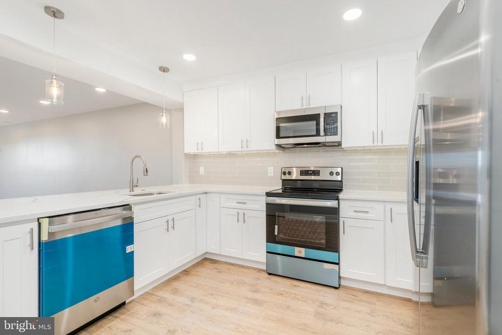 2304 N 9th Street - Photo 3