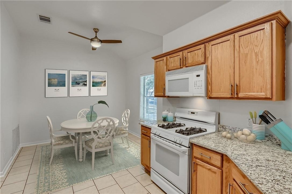 102 Osage Ct - Photo 11