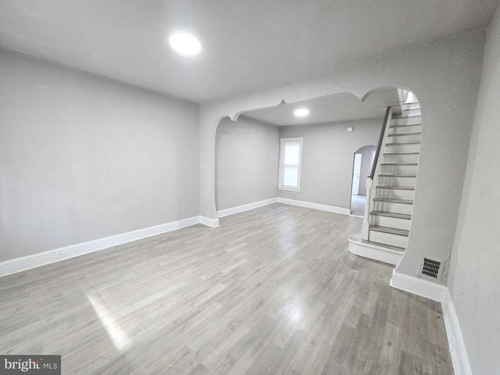 4436 N Chadwick Street - Photo 4