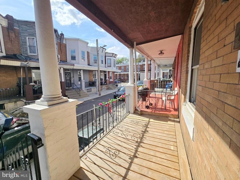 4436 N Chadwick Street - Photo 1