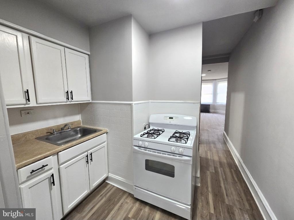 6149 W Columbia Avenue - Photo 9