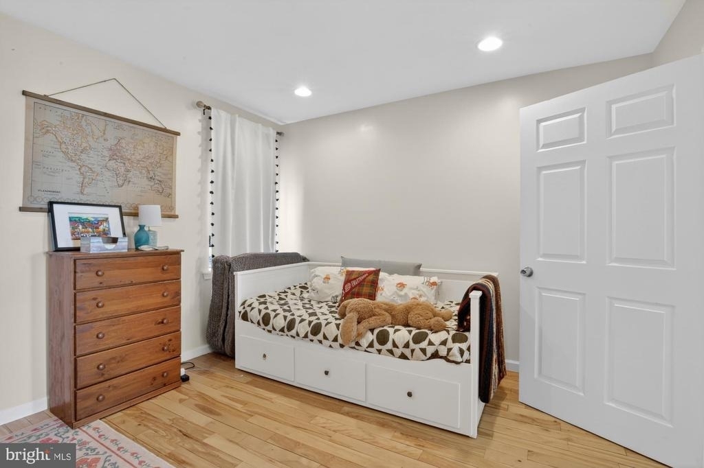 2053 E Sergeant Street - Photo 20