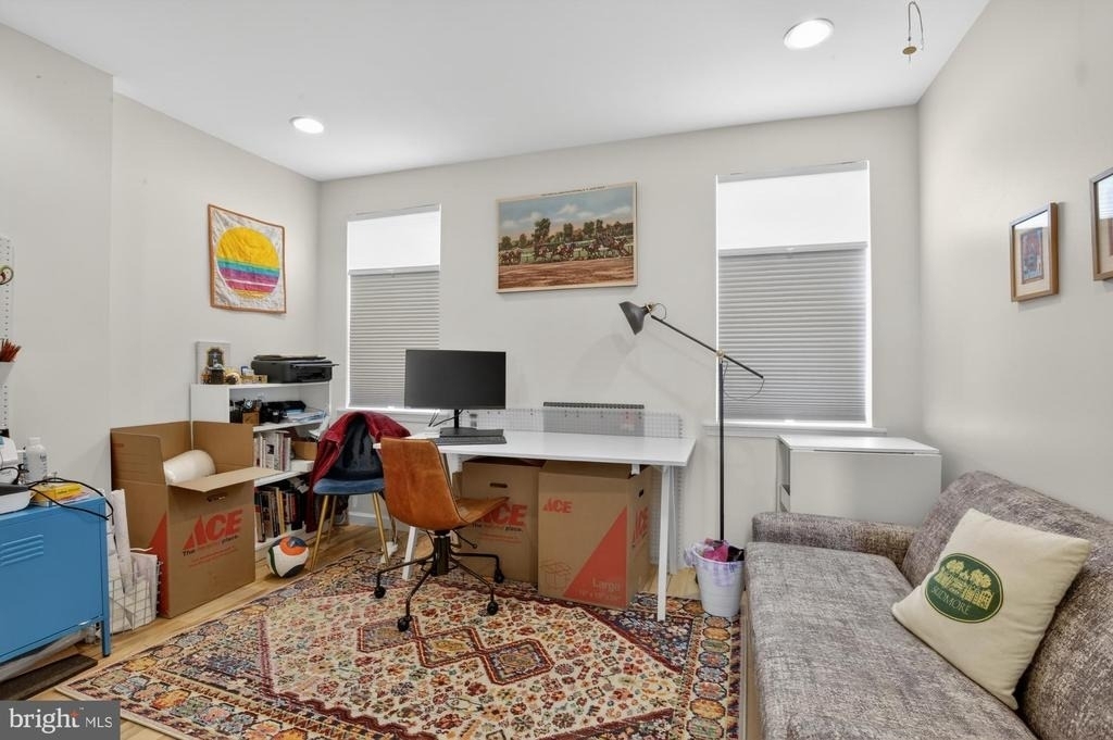 2053 E Sergeant Street - Photo 15