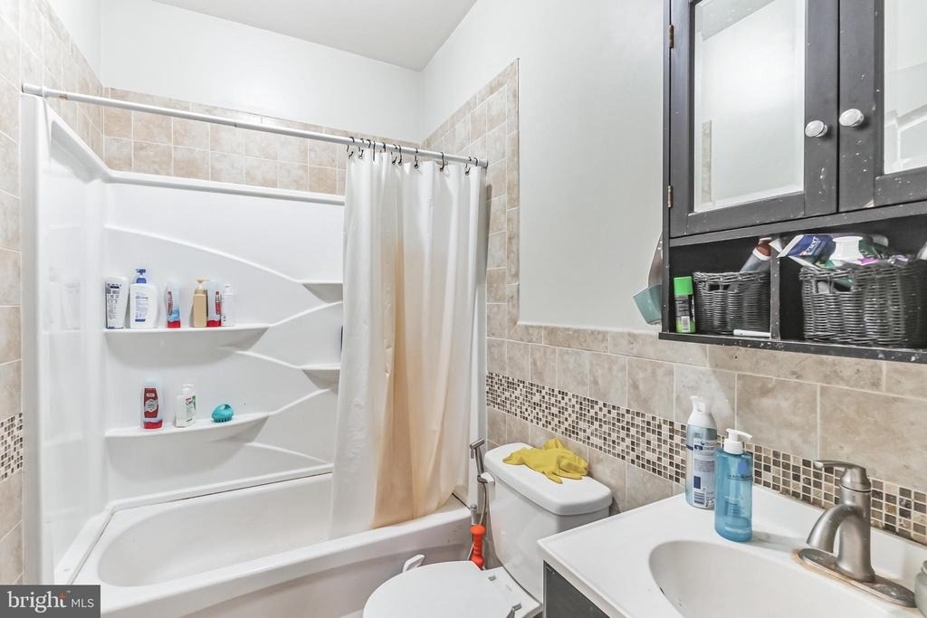 331 N 40th Street - Photo 4
