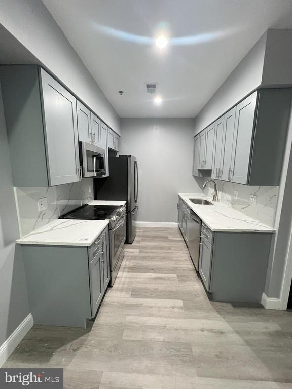 1611-15 Ridge Avenue - Photo 10
