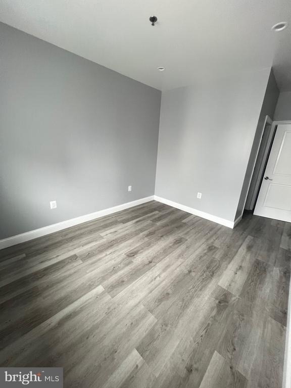 1611-15 Ridge Avenue - Photo 23