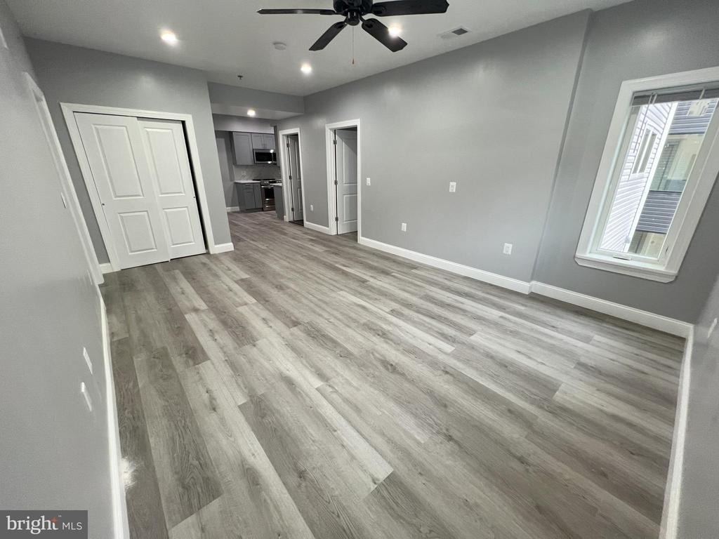 1611-15 Ridge Avenue - Photo 17