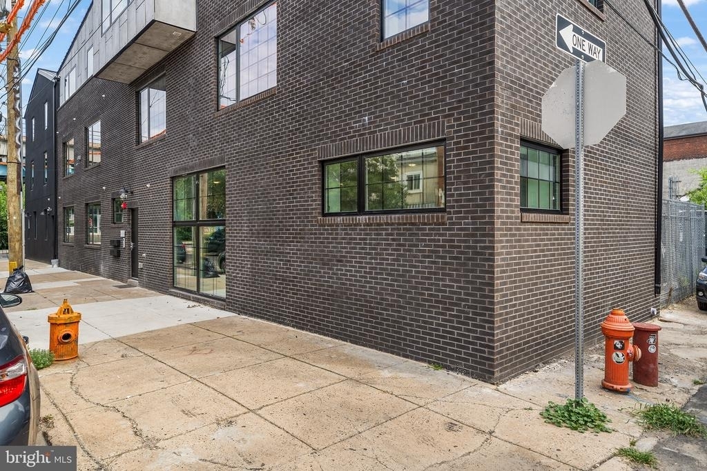 1772 N Front Street - Photo 36
