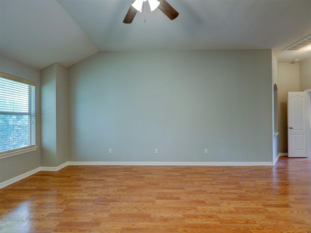 1554 Homewood Cir - Photo 31